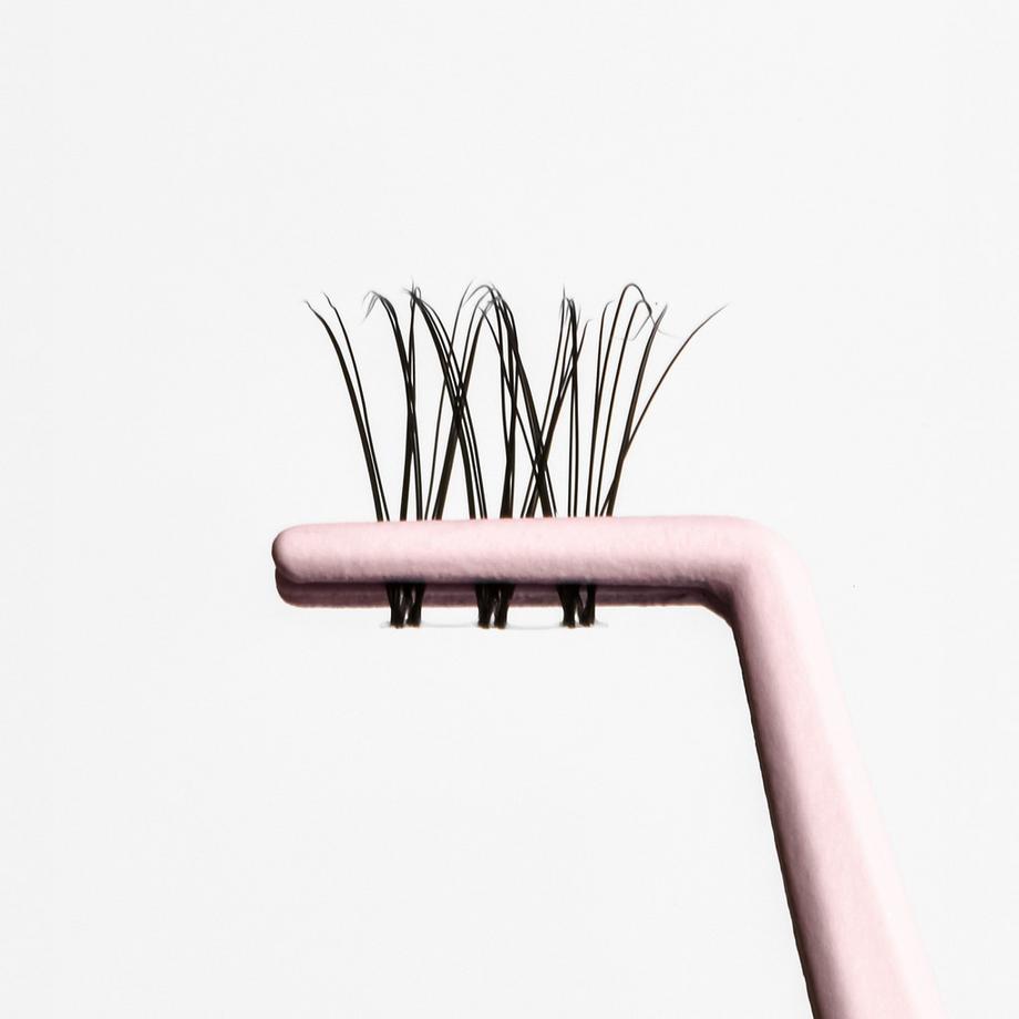 Tatti Lashes  Au Natural – Cils individuels en clusters 