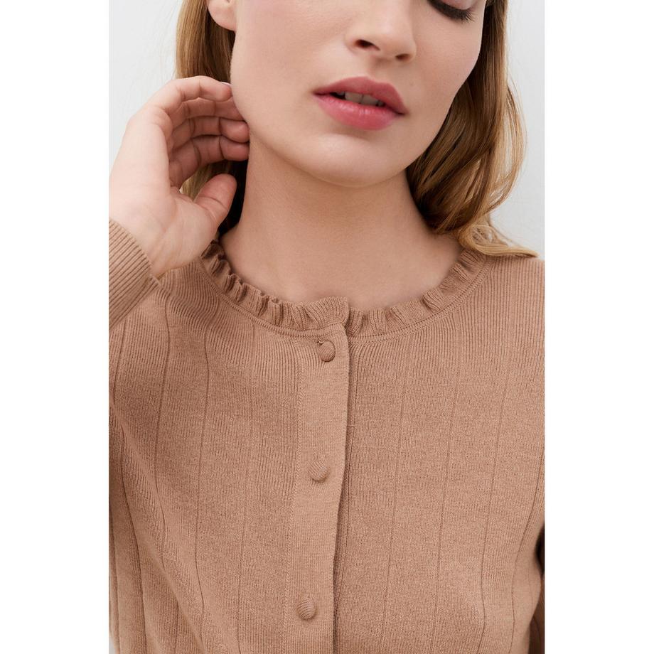Caroll Gerippter Strickcardigan mit Rüschenkragen  