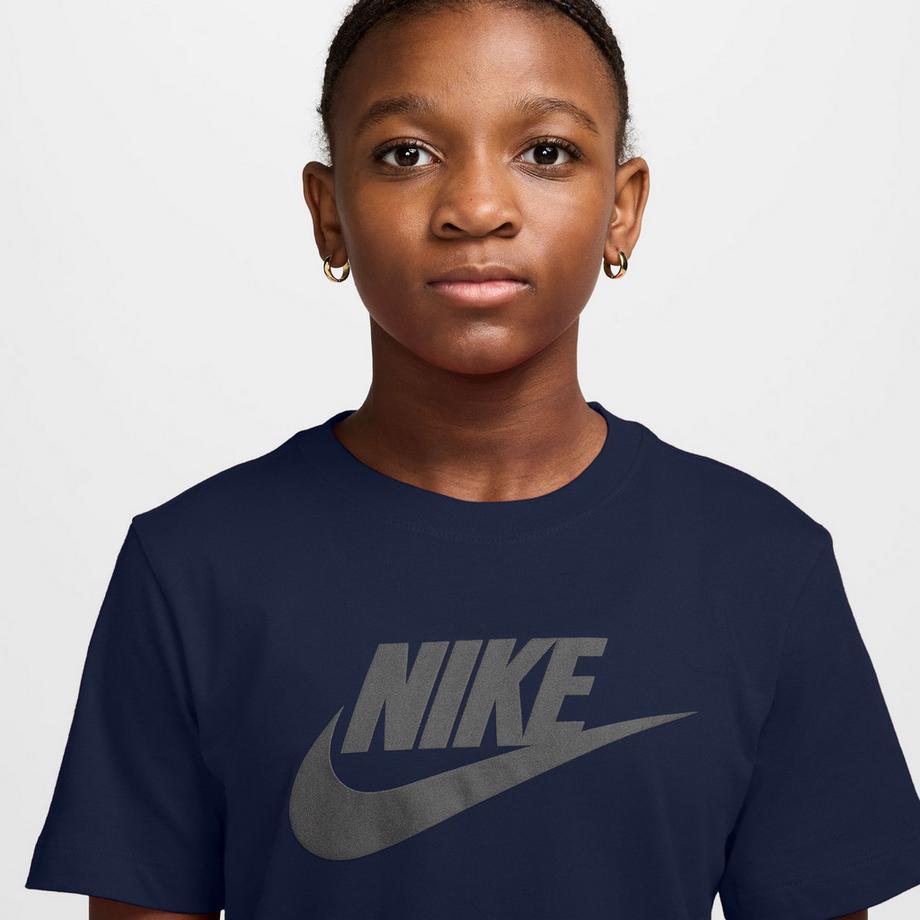 NIKE  T-shirt 