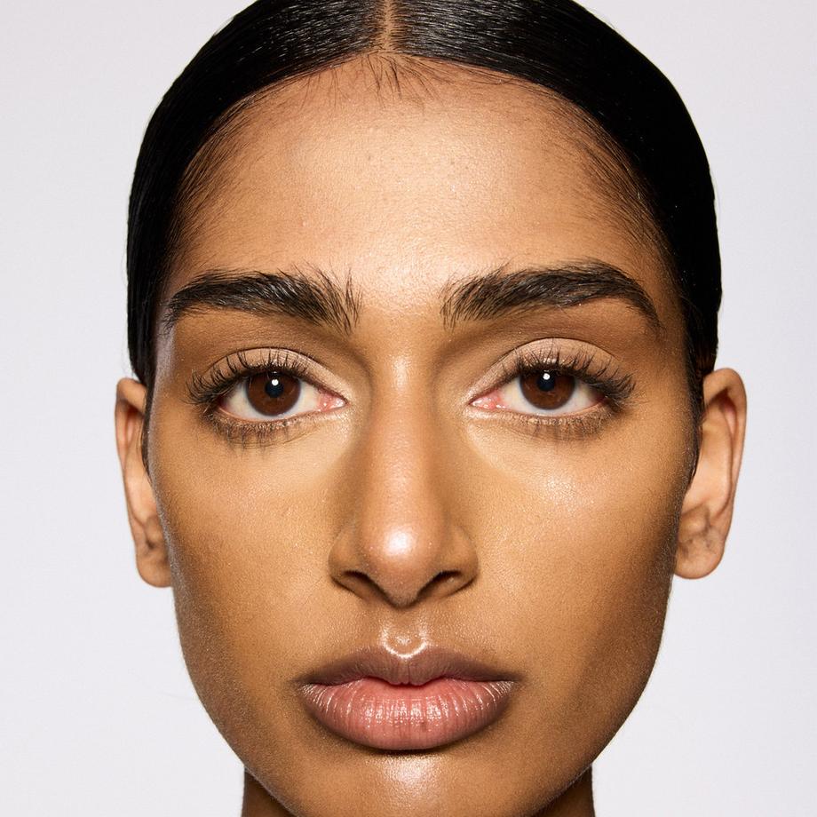 MAC Cosmetics  Extra Dimension Skinfinish 