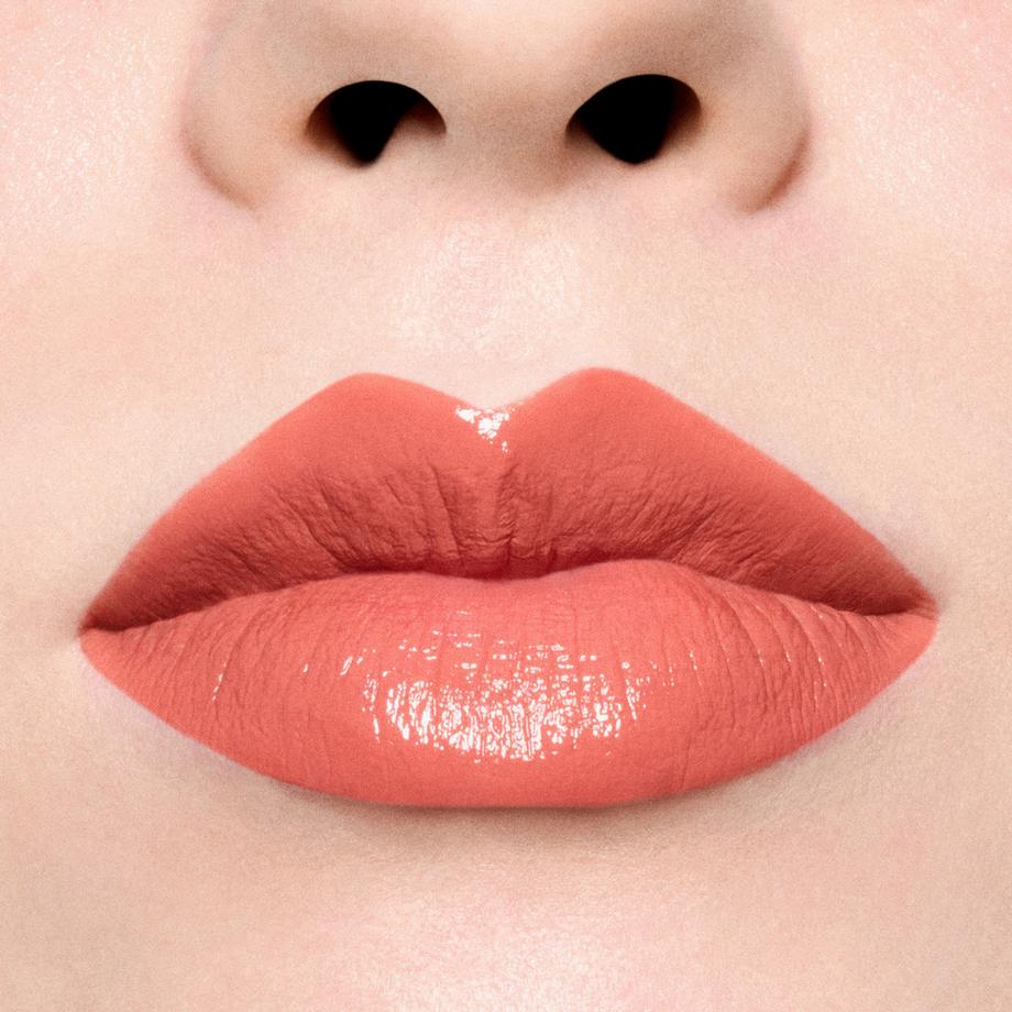 MAC Cosmetics  M.A.CXIMAL Sleek Satin Lipstick 