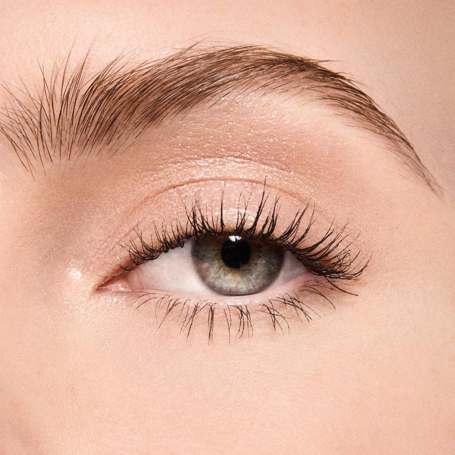 MAC Cosmetics  Dressed To Dazzle Eye Duo 