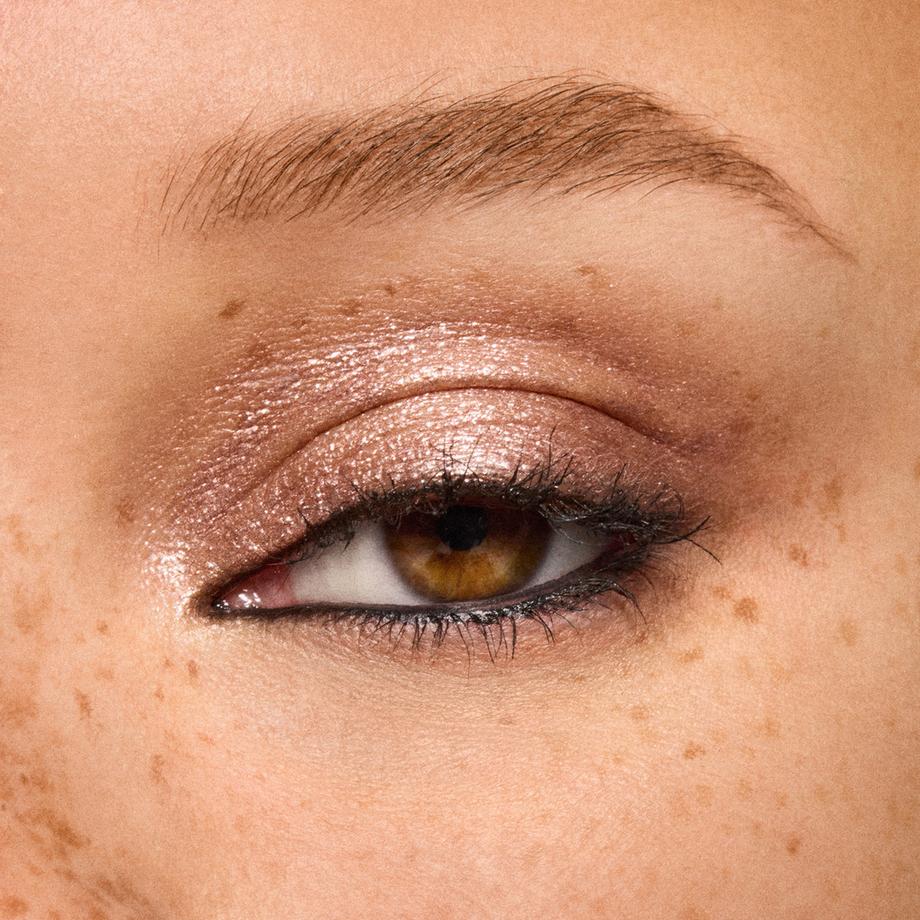 MAC Cosmetics  Dressed To Dazzle Eye Duo 