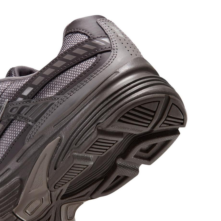 NIKE Wmns Initiator Sneakers Basse  