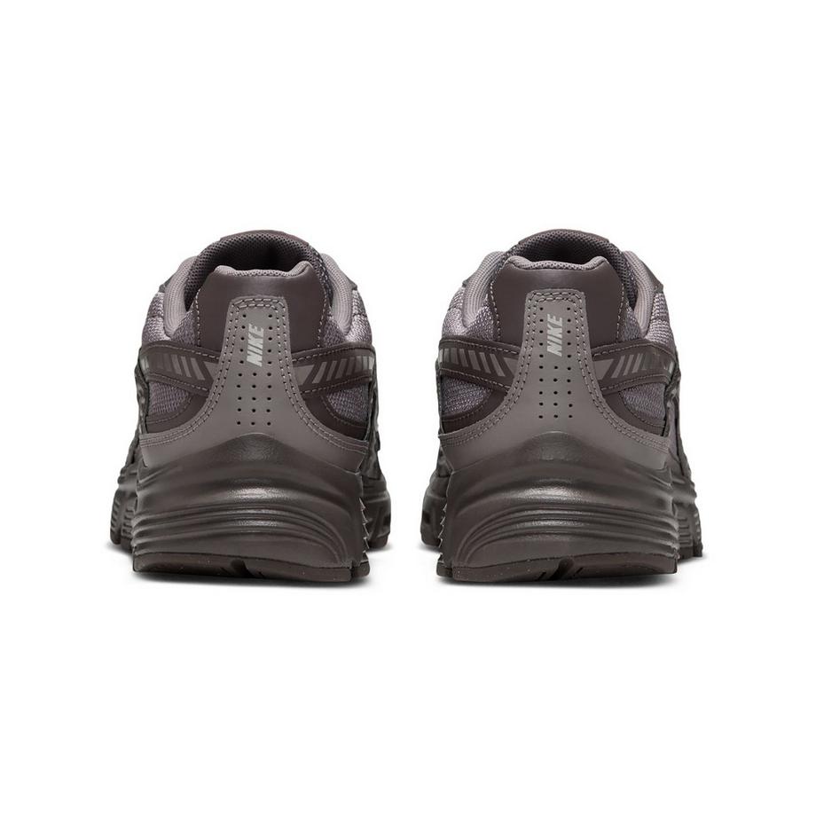 NIKE Wmns Initiator Sneakers Basse  
