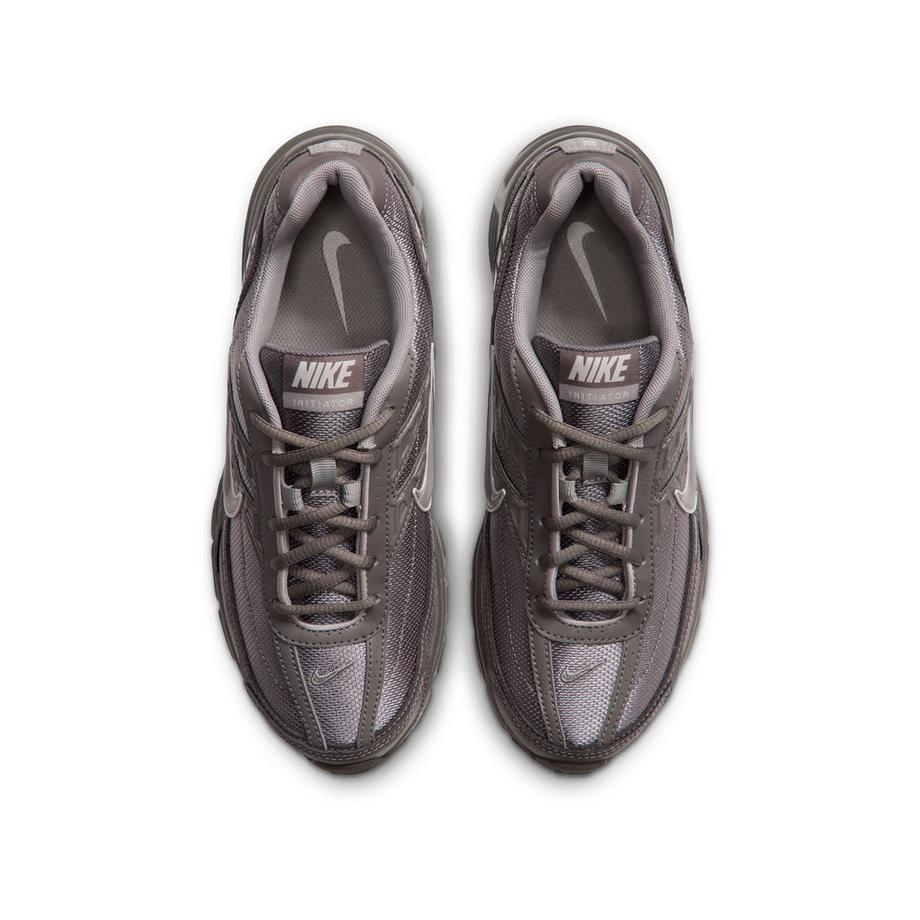 NIKE Wmns Initiator Sneakers Basse  
