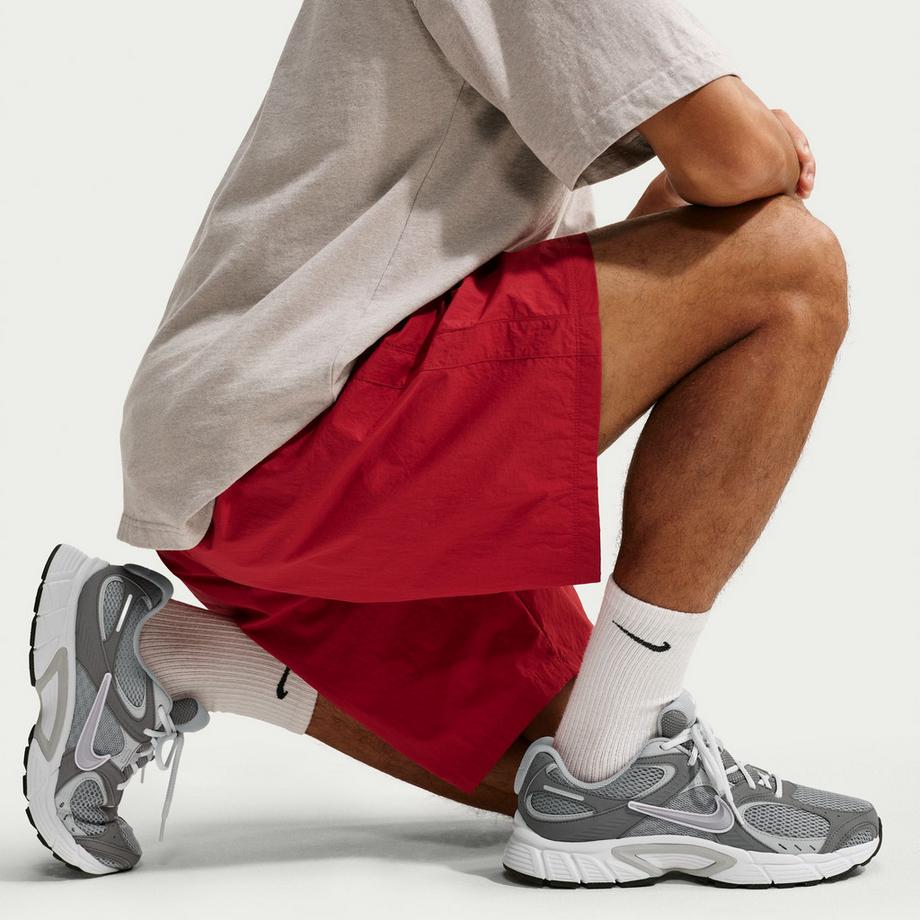 NIKE NIKE V5 RNR NBK Low Top Sneakers  
