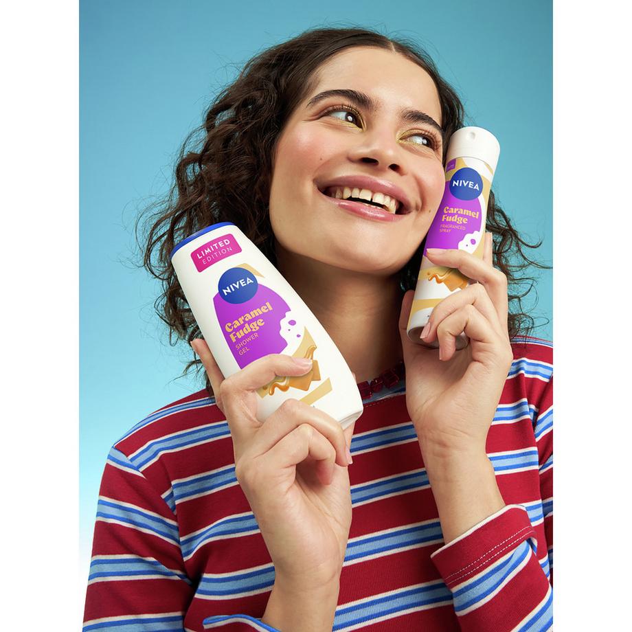 NIVEA  Deodorante Spray Donna Caramel Fudge 