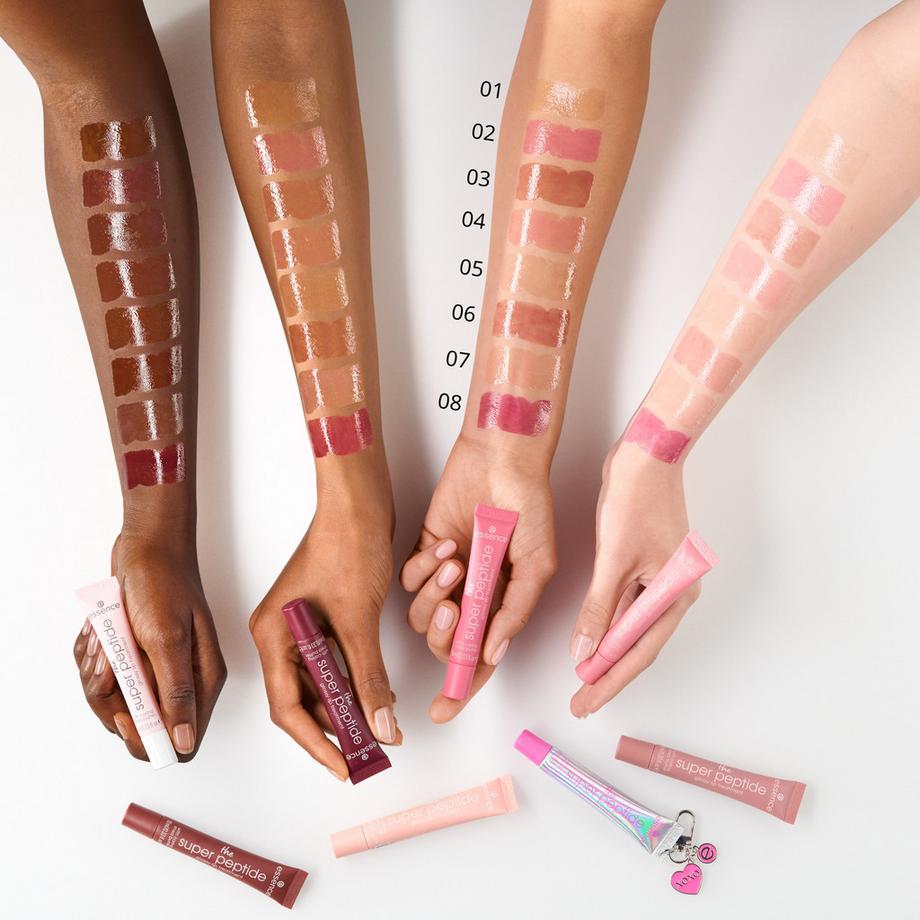essence The Super Peptide Glossy Lip Treatment 