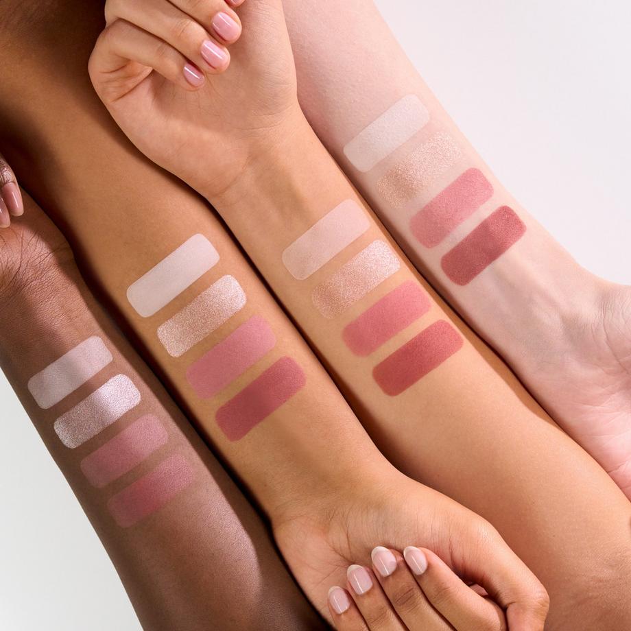 essence  the ROSE edition mini eyeshadow palette 