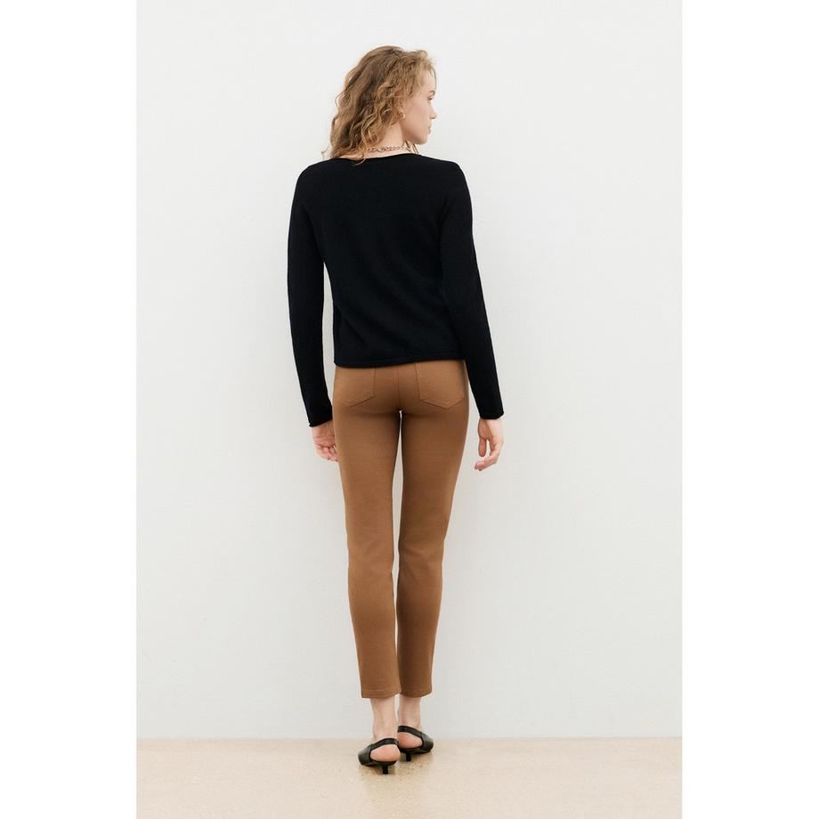 Caroll Pullover a Maniche Lunghe con Chiusura a Bottoni  