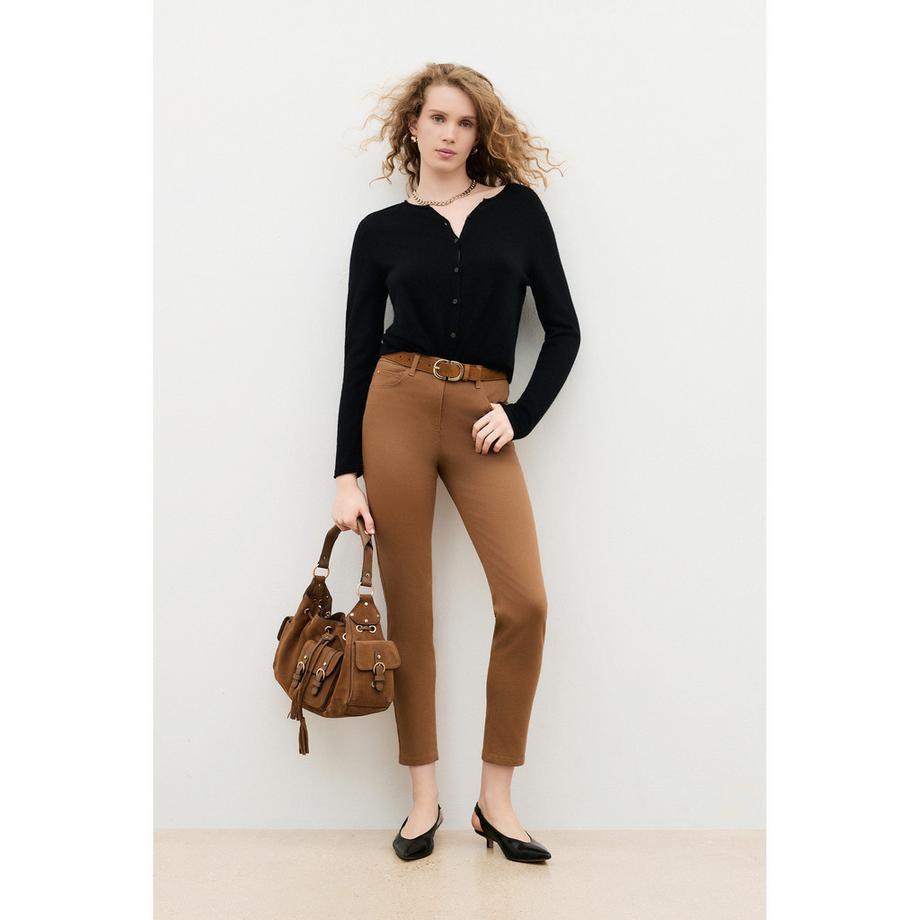 Caroll Pullover a Maniche Lunghe con Chiusura a Bottoni  