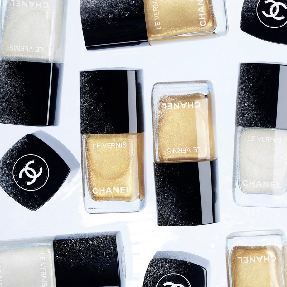 CHANEL LE VERNIS ⁠ LANGANHALTEND 