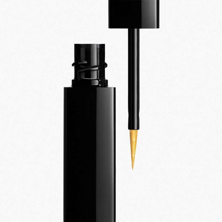 CHANEL LE LINER DE CHANEL ⁠ EIN FLUID-EYELINER FÜR HÖCHSTE PRÄZISION UND LANGEN HALT, FEUCHTIGKEITSBESTÄNDIG 