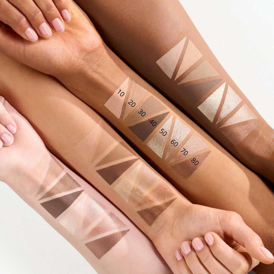 essence  BLUR NUDE eyeshadow stick fard à paupières 