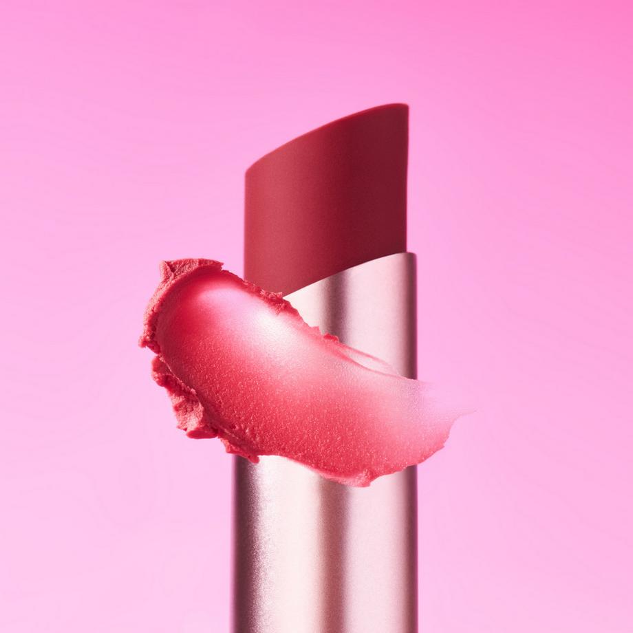 essence  BLUR soufflé sheer nude lip balm 