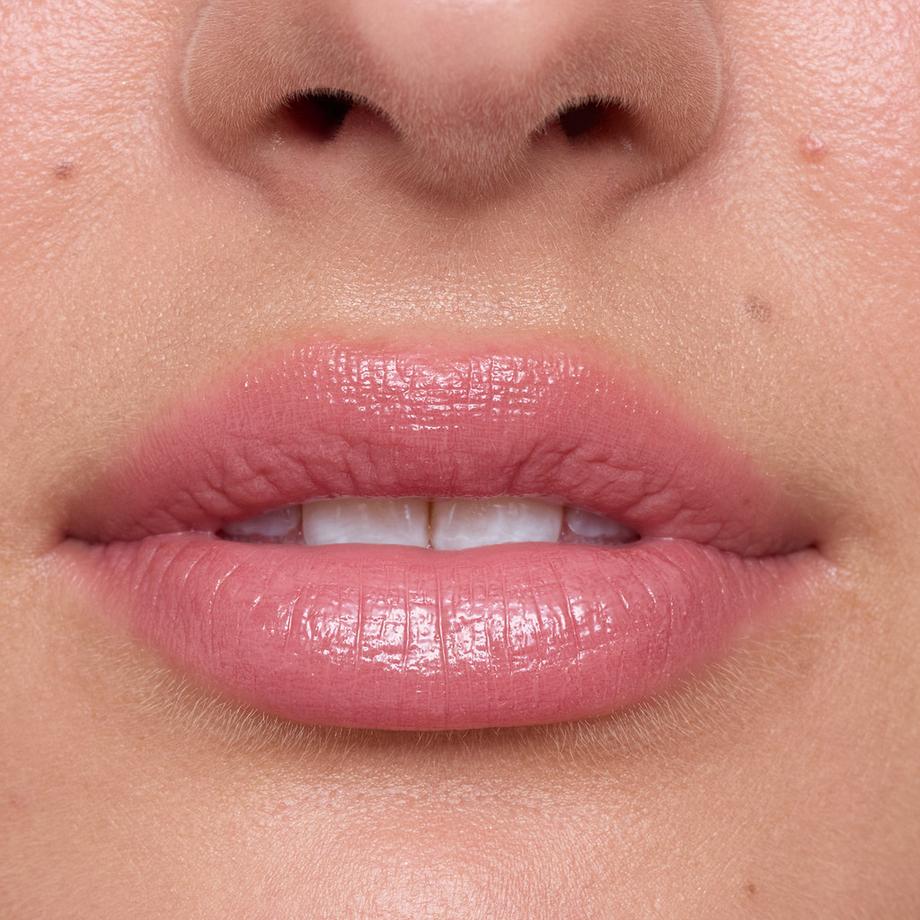 essence  hydra kiss LIP BALM 