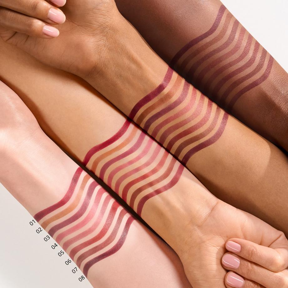 essence  line & STAIN! TATTOO LIP LINER crayon à lèvres 