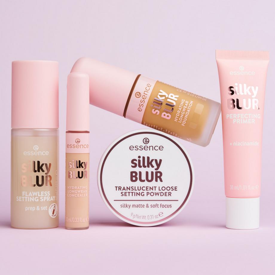 essence  silky BLUR FLAWLESS SETTING SPRAY 