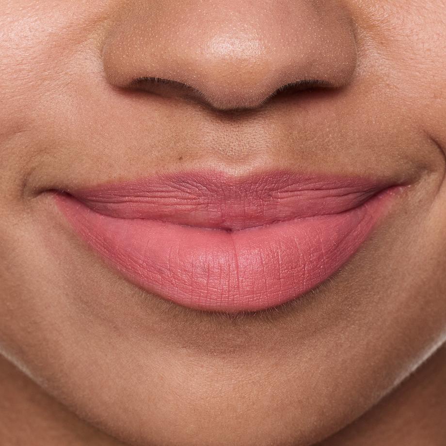essence  JUICY MATTE lip mousse rouge à lèvres mousse 