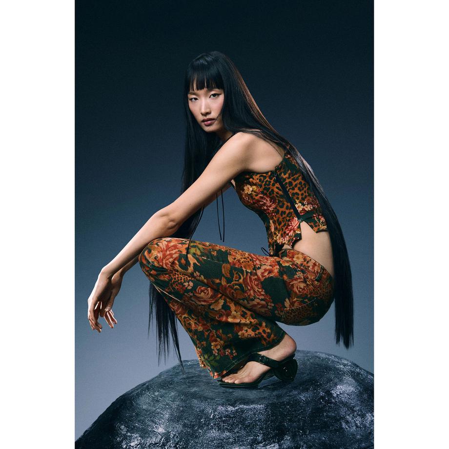 Desigual Jeans a gamba ampia con stampa floreale  