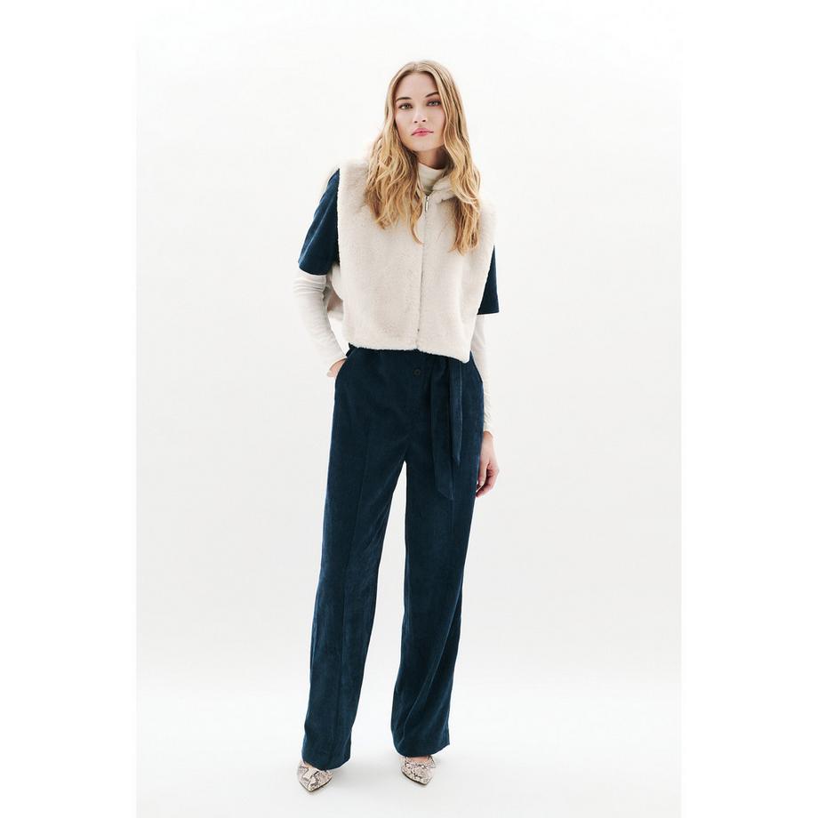 Caroll Cord Jumpsuit mit Kurzen Ärmeln und Gürtel  