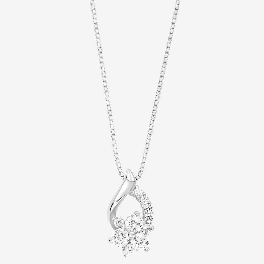 Halskette mit Anhänger