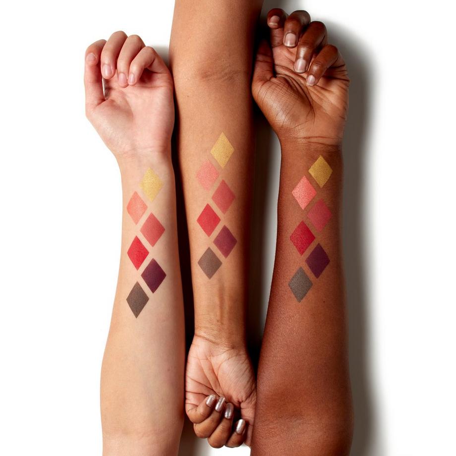 NYX-PROFESSIONAL-MAKEUP  Ultimate Edit Petite Shadow Palette - Phoenix 