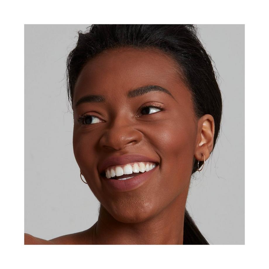 NYX-PROFESSIONAL-MAKEUP  Soft Matte Lip Cream 