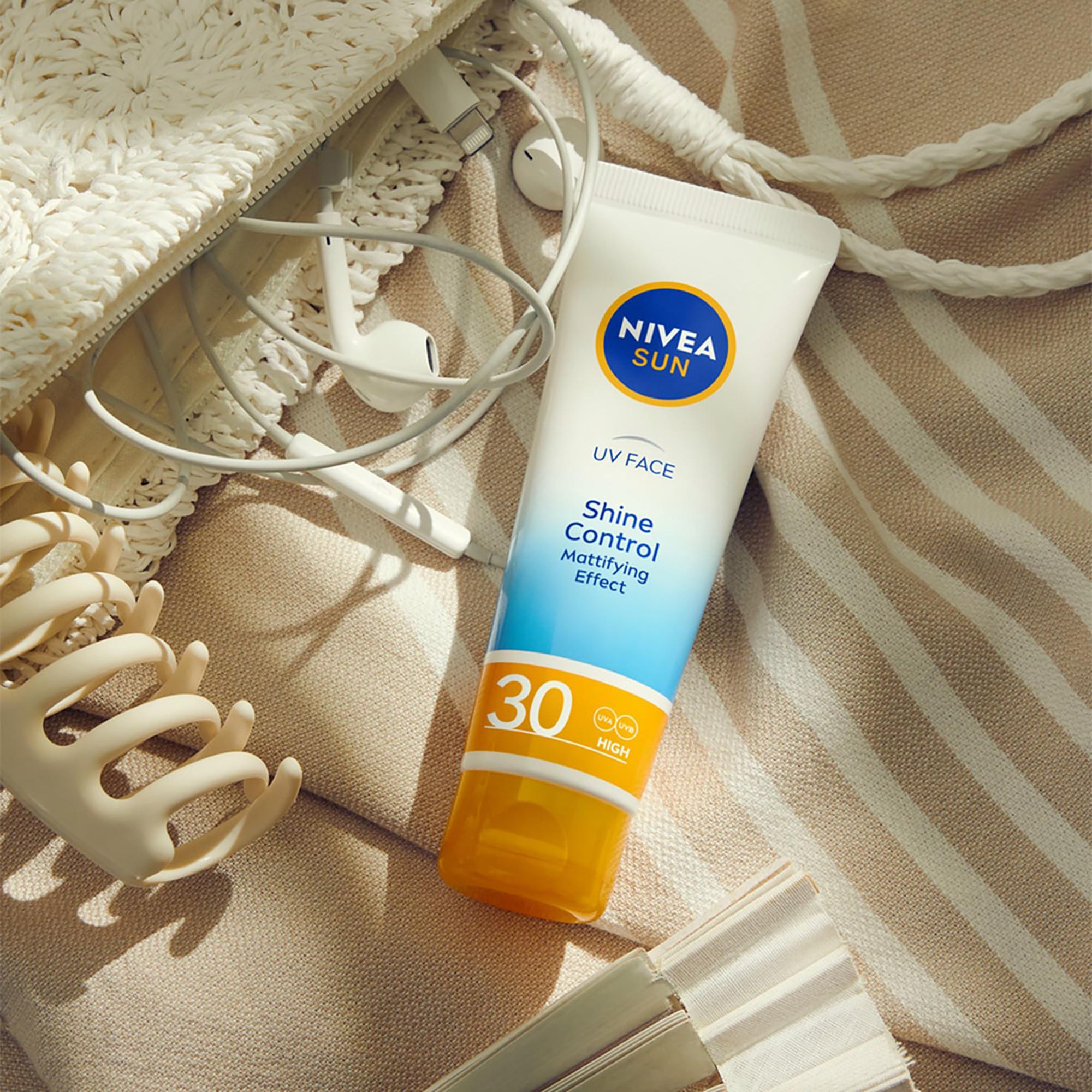 NIVEA SUN Sun Shine Control LSF 30 UV Face Shine Control LSF 30 