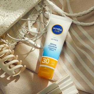 NIVEA SUN Sun Shine Control LSF 30 UV Face Shine Control LSF 30 