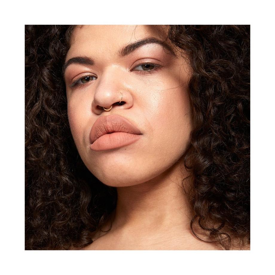 NYX-PROFESSIONAL-MAKEUP  Soft Matte Lip Cream 