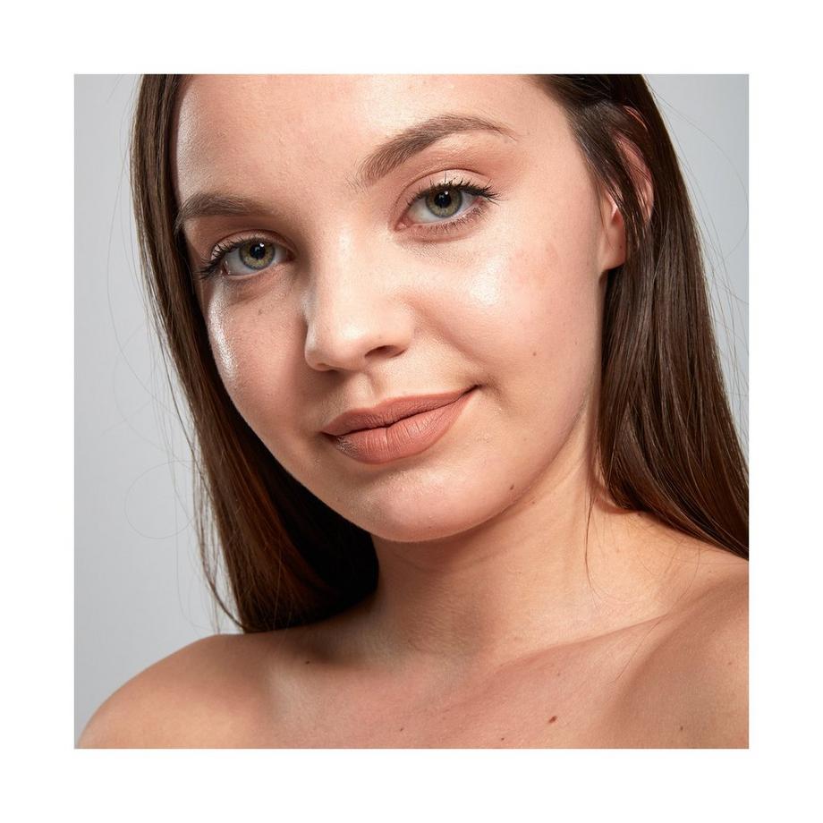 NYX-PROFESSIONAL-MAKEUP  Soft Matte Lip Cream 