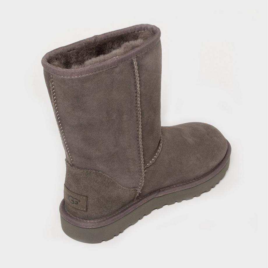 UGG Classic Short Stiefel 