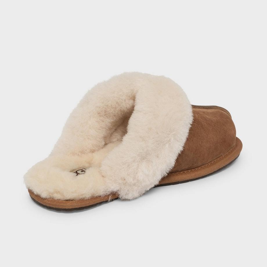 UGG Scufette II Hausschuhe 