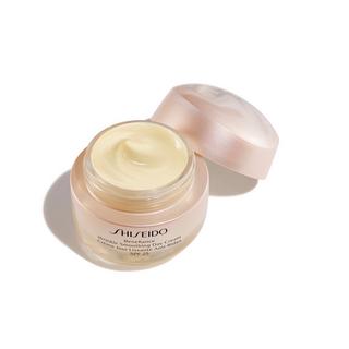 SHISEIDO  Wrinkle Smoothing Day Cream SPF25 