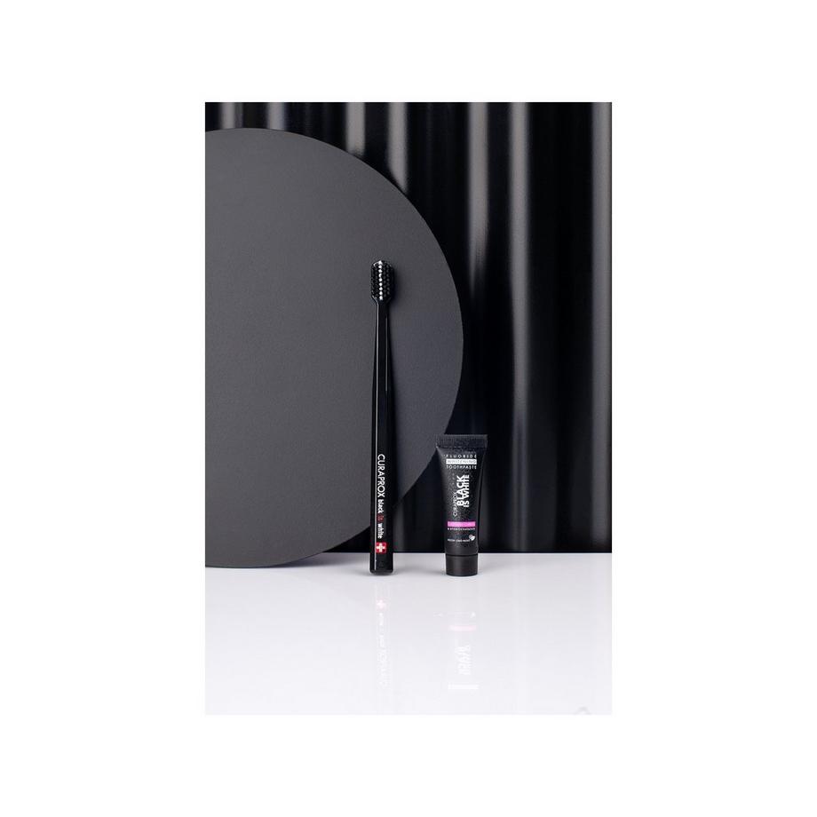 CURAPROX  Light Pack Black is White, Zahnpasta 10ml und Zahnbürste CS 5460 