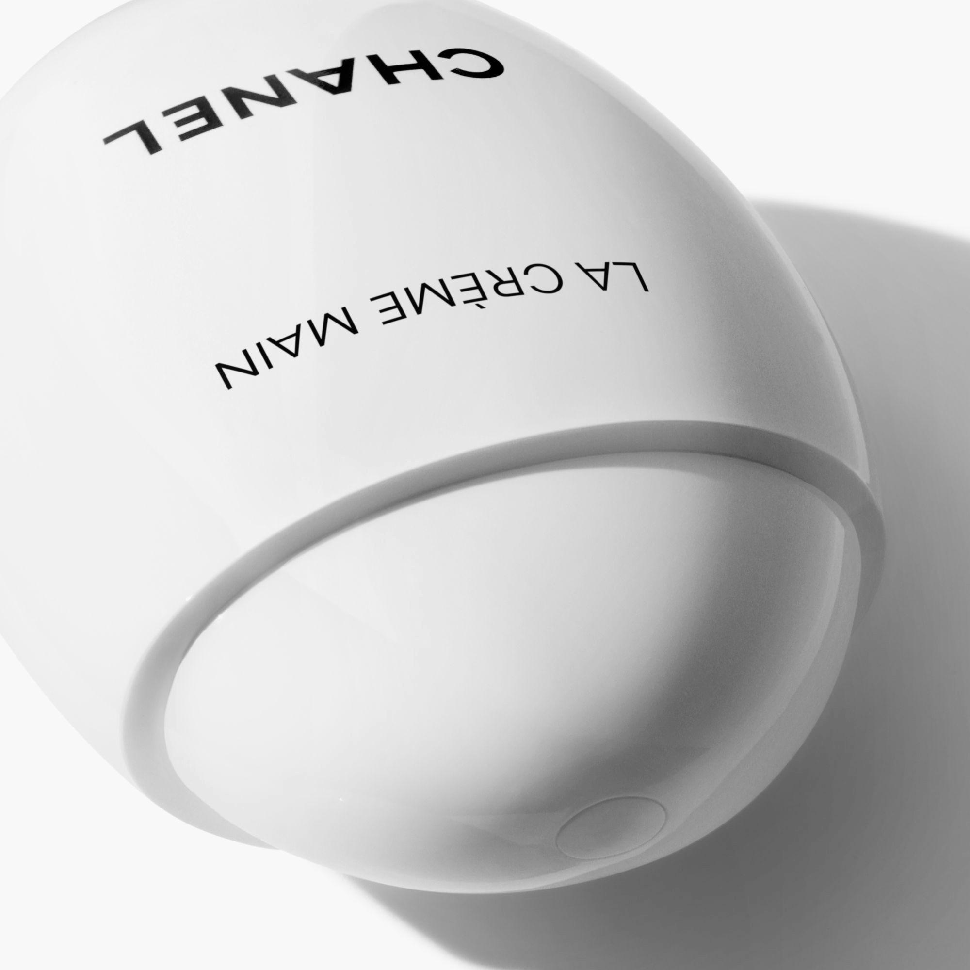 CHANEL LA CRÈME MAIN NOURRIT-ADOUCIT-ILLUMINE 