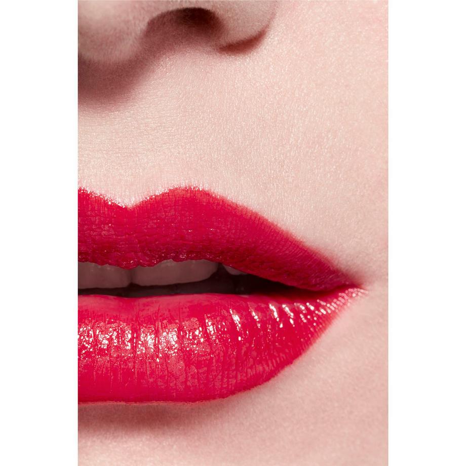 CHANEL ROUGE COCO DER LIPPENSTIFT MIT KONTINUIERLICHER FEUCHTIGKEITSWIRKUNG 