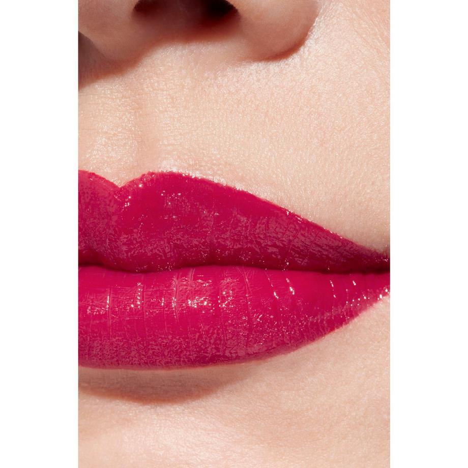 CHANEL ROUGE COCO DER LIPPENSTIFT MIT KONTINUIERLICHER FEUCHTIGKEITSWIRKUNG 