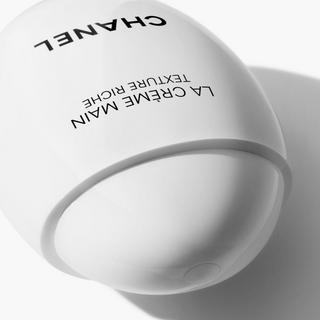 CHANEL LA CRÈME MAIN TEXTURE RICHE NOURRIT-PROTÈGE-ILLUMINE 
