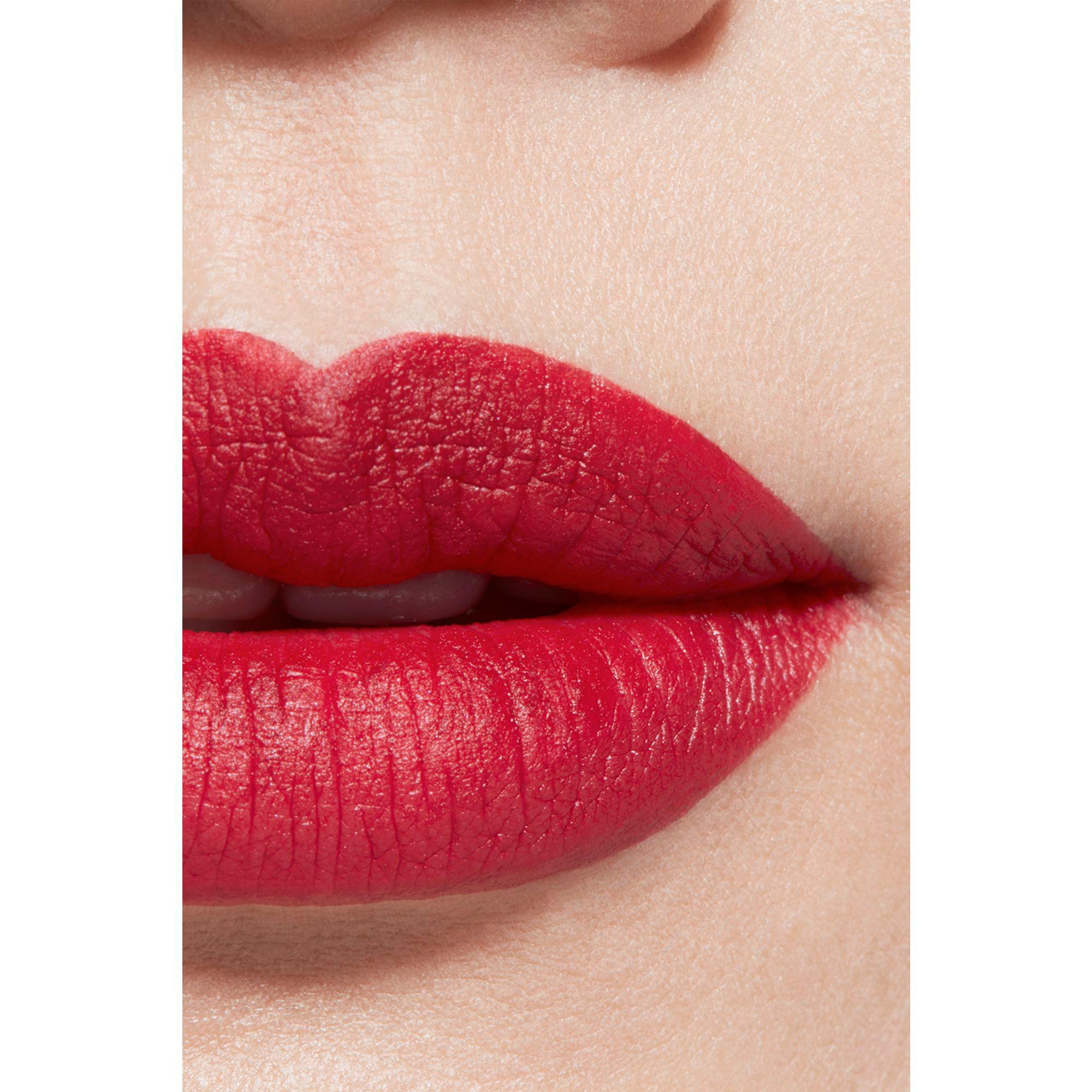CHANEL ROUGE ALLURE VELVET MATTIERENDER LIPPENSTIFT MIT HOHER FARBINTENSITÄT 