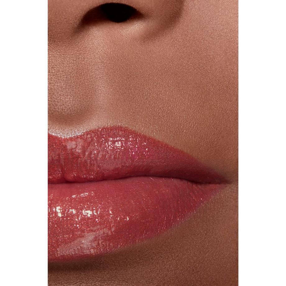 CHANEL ROUGE COCO FLASH LA COULEUR, LA BRILLANCE, L'INTENSITÉ EN UN ÉCLAIR 