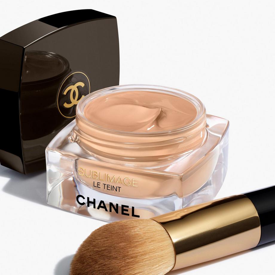 CHANEL SUBLIMAGE LE TEINT CREME-MAKEUP FÜR ULTIMATIVE REGENERATION UND LEUCHTKRAFT 