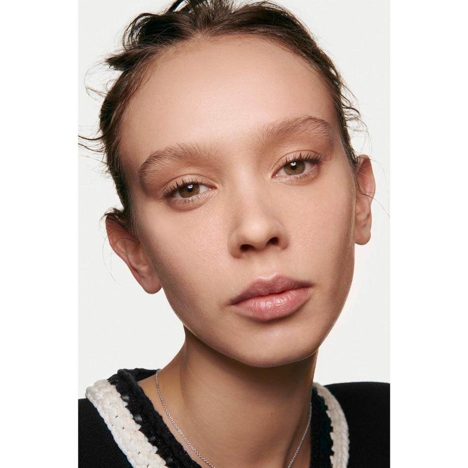 CHANEL SUBLIMAGE LE TEINT CREME-MAKEUP FÜR ULTIMATIVE REGENERATION UND LEUCHTKRAFT 