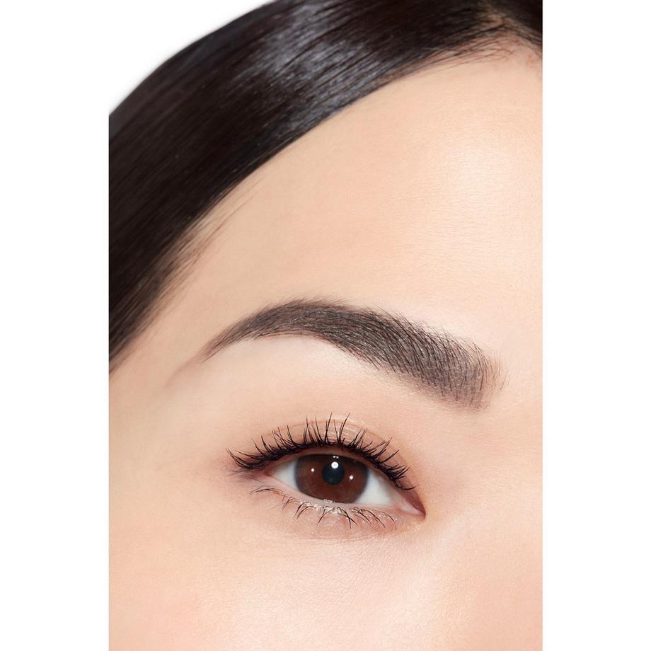 CHANEL INIMITABLE MASCARA FÜR DEFINITION UND SCHWUNG 