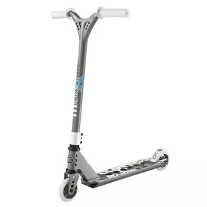 Scooter fuer Skate-Park und Asphalt
