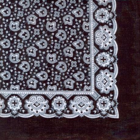   Foulard nero stampato 