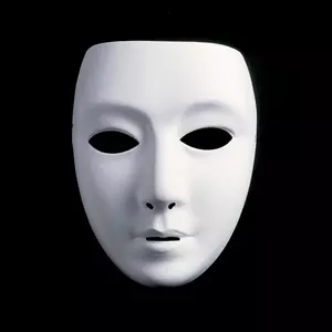 Femme masque, blanc