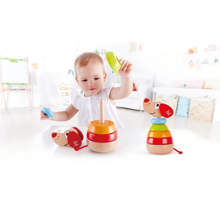 Hape  Puppy arc-en-ciel à empiler en bois 